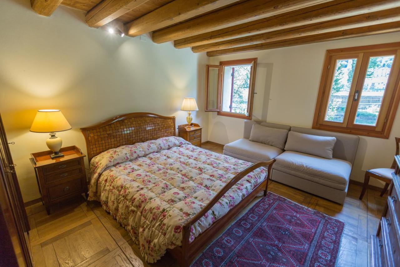 Solagna Casa Sul Fiume County House Bed & Breakfast エクステリア 写真