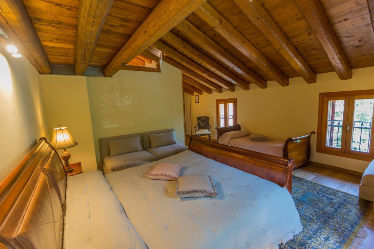Solagna Casa Sul Fiume County House Bed & Breakfast エクステリア 写真